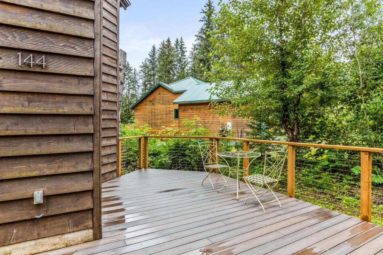 Girdwood Mountain House Villa Exterior photo