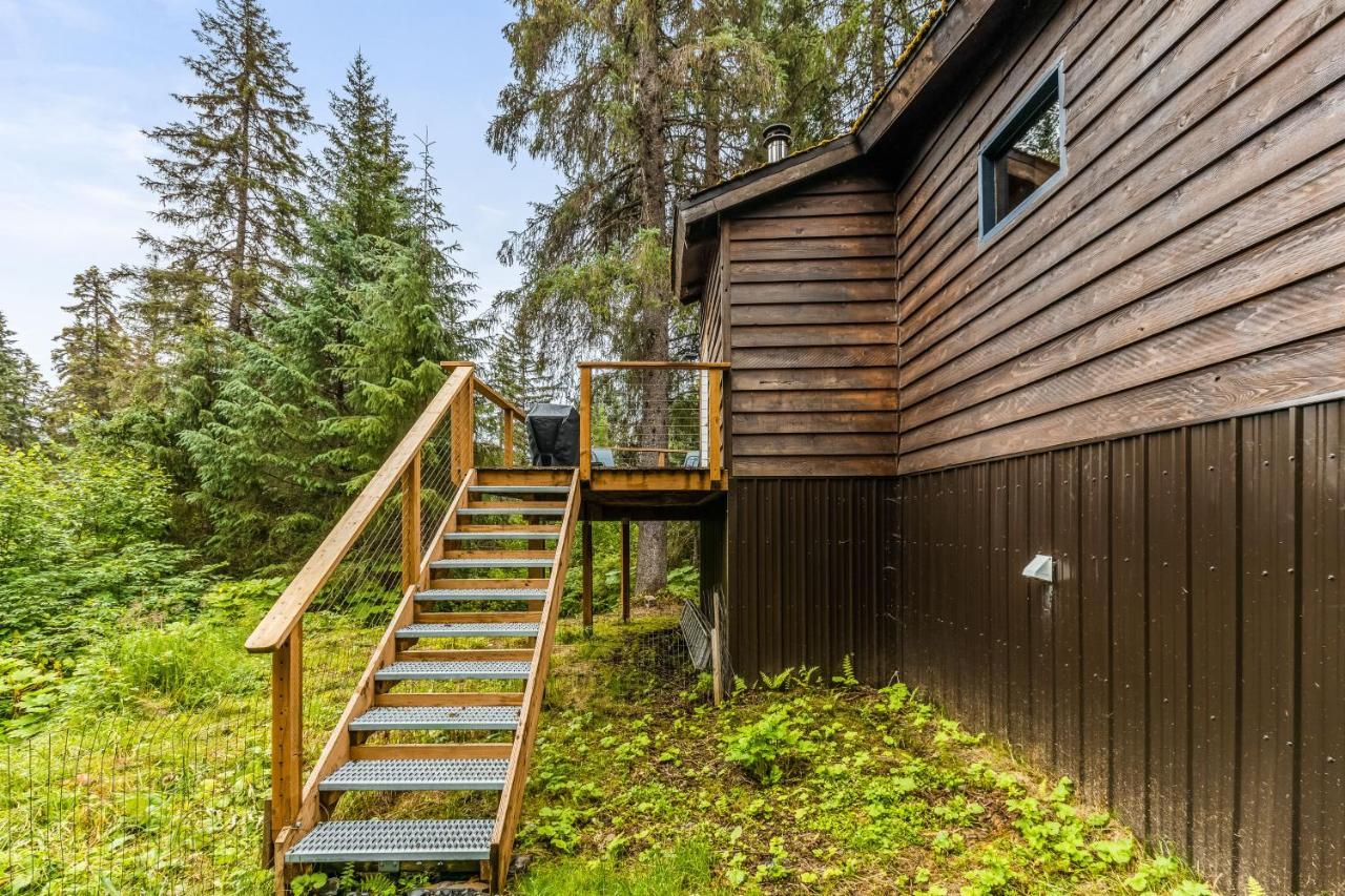 Girdwood Mountain House Villa Exterior photo